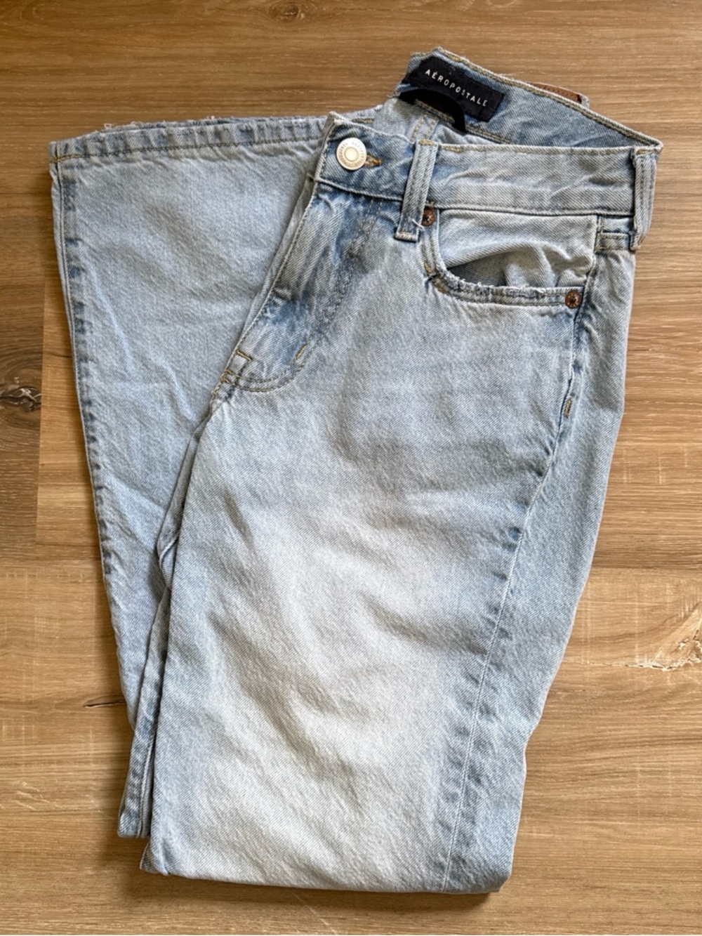 Aéropostale Light Wash Boyfriend Jeans Size 00 Short
